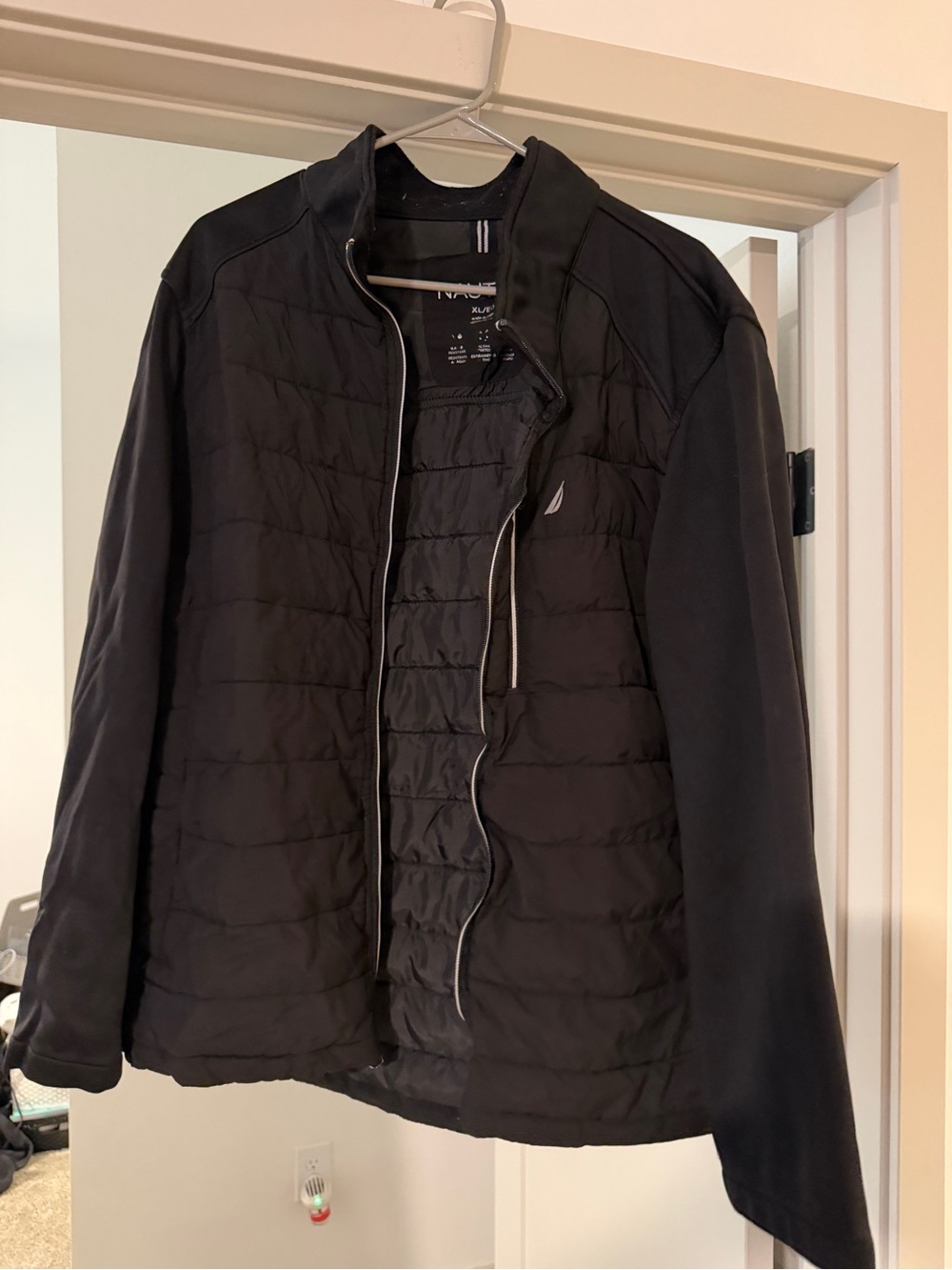 Nautica Men's Black Quilted Puffer Jacket with Zip